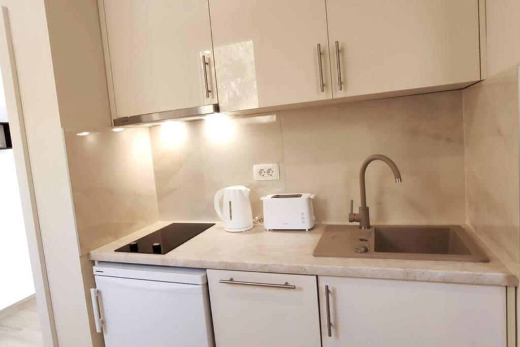 Apartment Pape Krvavica Εξωτερικό φωτογραφία